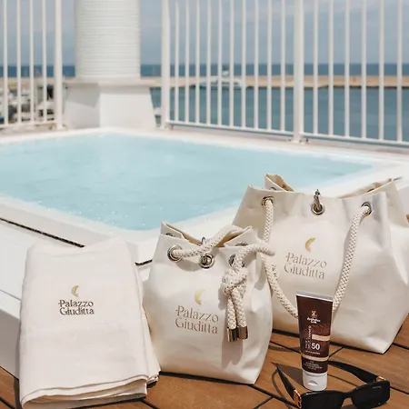 Palazzo Giuditta 4*